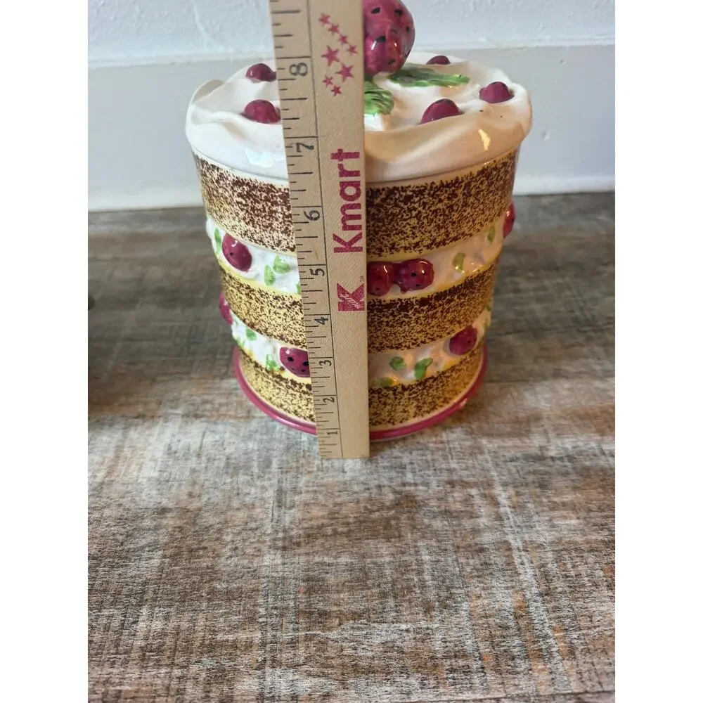 Napcoware vintage strawberry